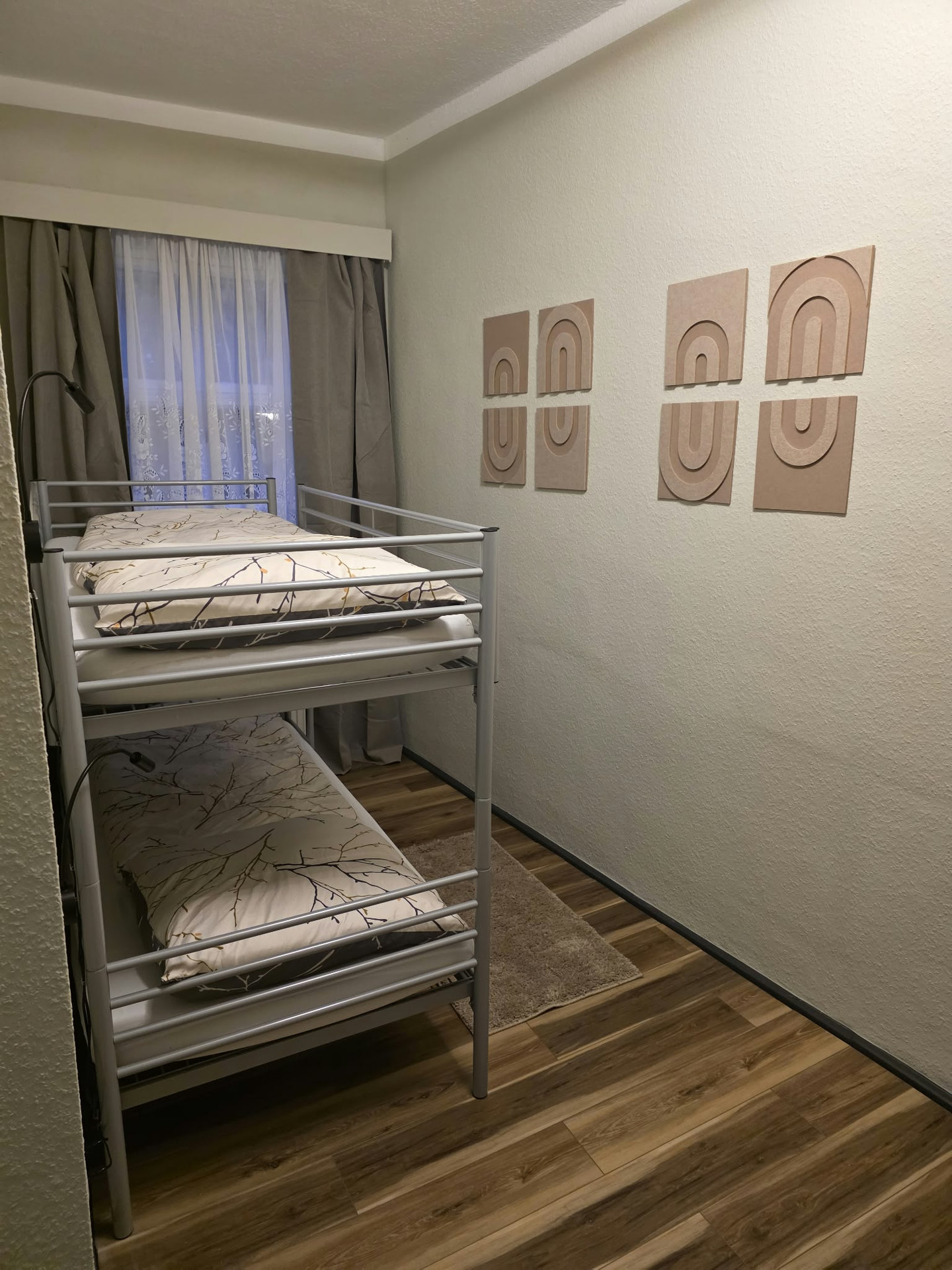 Siegelstube: Etagenbett am Fenster